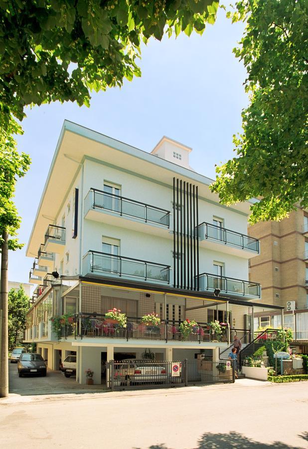 Hotel Latini Rimini Luaran gambar